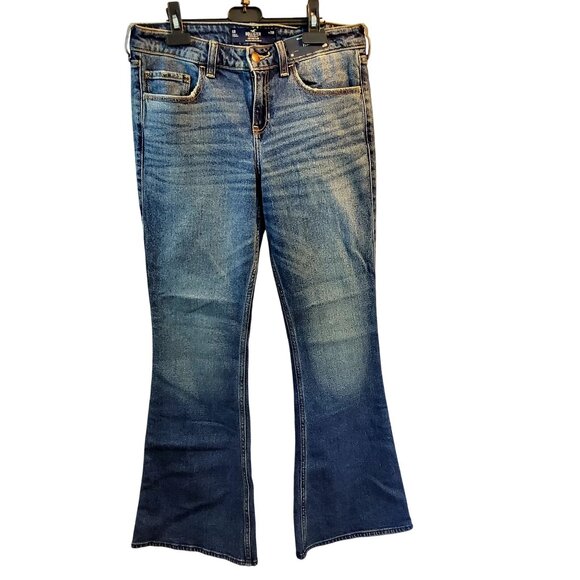 Hollister Womens  Classic five-pocket style Flare Jeans Blue Denim Size 6R - Picture 1 of 9